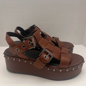 ❌SOLD❌New with out tags geox women’s wedge sandal leathers size 8 / 39.5 Europe